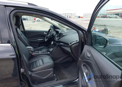 2014 Ford Escape Titanium z USA, uszkodzony, nr VIN 1FMCU9J92EUD26655